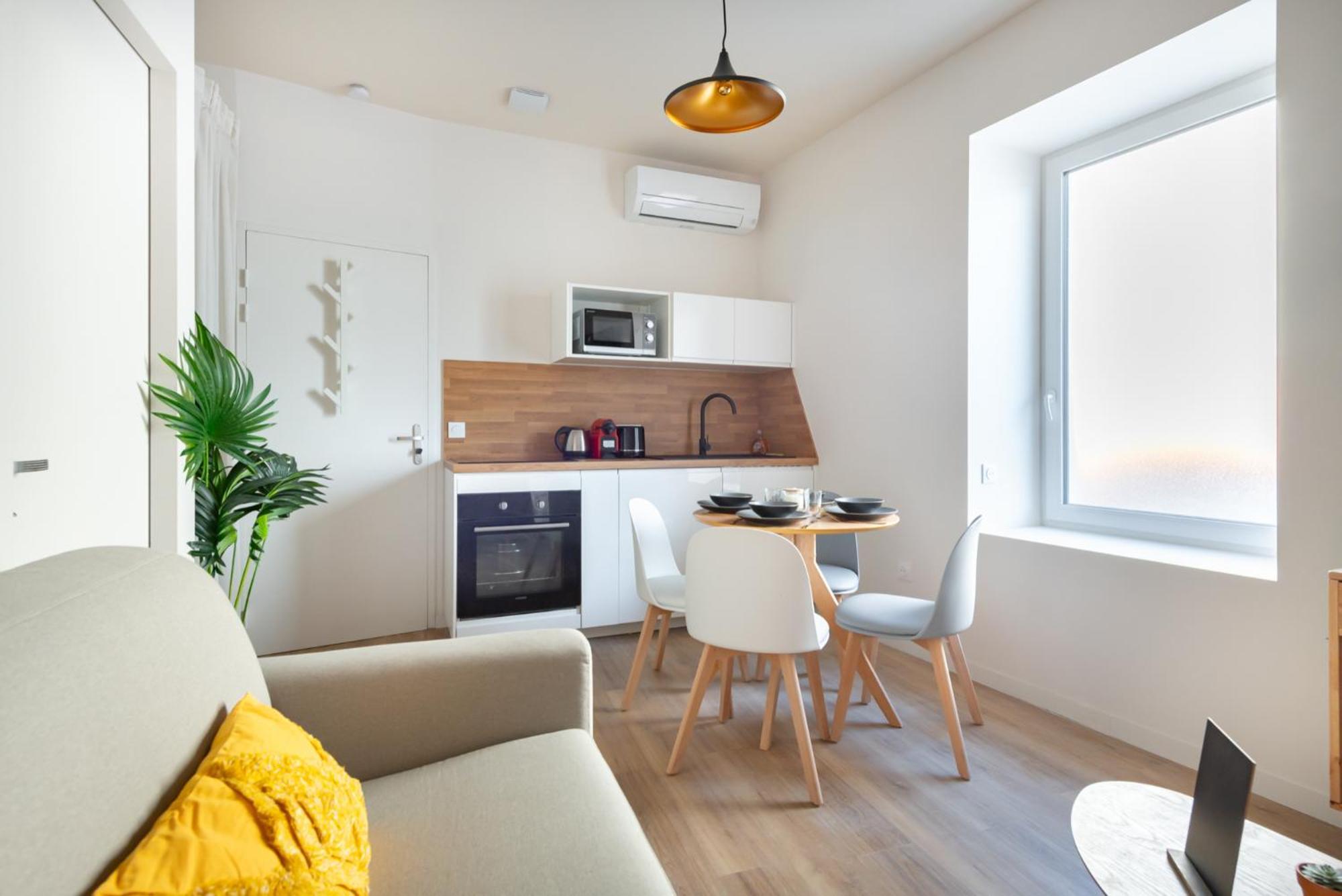 Thym * Cosy * Fibre * Confort La Destrousse Bagian luar foto